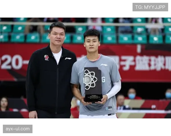 匈牙利籍利物浦队长彰显领袖气质，率队全力冲击冠军