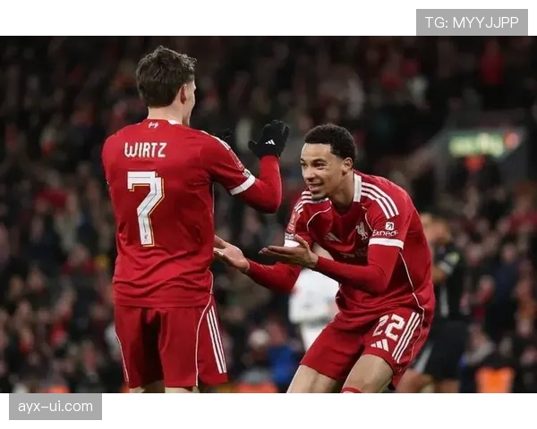 利物浦传奇重返安菲尔德,状态回暖引球迷热盼新篇章